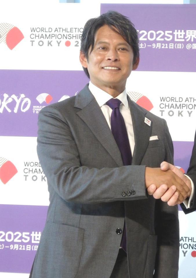 　世界陸上の会見に登壇した織田裕二