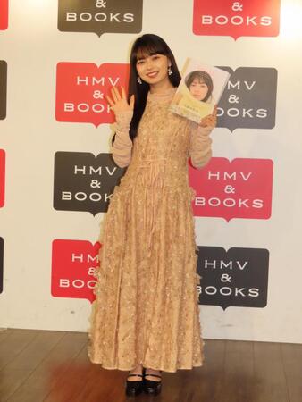 　イベントに登場した上國料萌衣