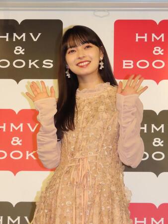 　イベントに登場した上國料萌衣