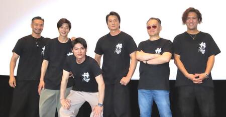 　出席した（左から）山口祥行、田島亮、川﨑健太、本宮泰風、辻浩之監督、鈴木祐介エグゼクティブプロデューサー