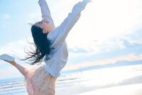 ©上國料萌衣写真集「ｋａｍｉｋｏ」