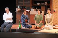 　熱演する（左から）中井貴一、キムラ緑子、藤谷理子、土居志央梨