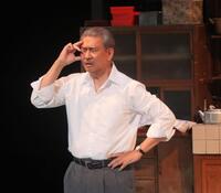 　熱演する中井貴一