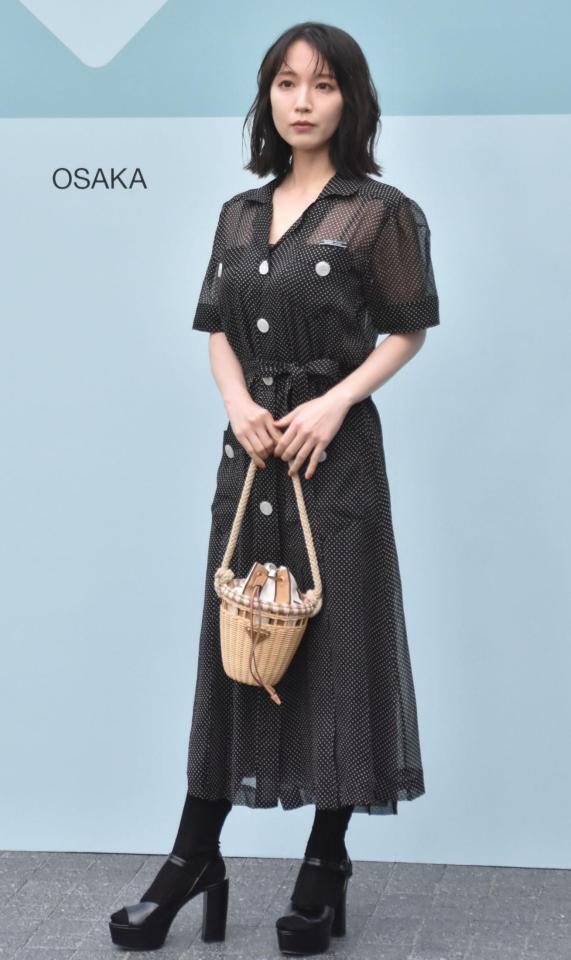 　登場した吉岡里帆