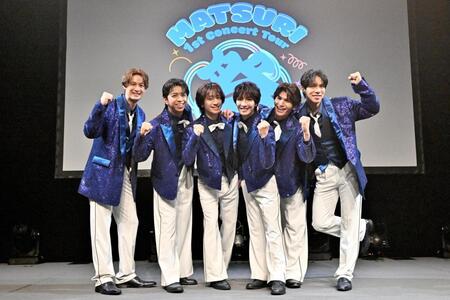 　初全国ツアーの初日を迎えたＭＡＴＳＵＲＩの（左から）渡辺真、橋爪健二、小野寺翼、松岡卓弥、鈴木渉、柳田優樹