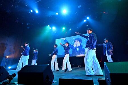 　ステージで熱唱を繰り広げたＭＡＴＳＵＲＩ