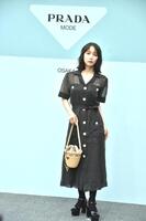 　フォトコールに登場した吉岡里帆