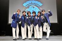 　初全国ツアーの初日を迎えたＭＡＴＳＵＲＩの（左から）渡辺真、橋爪健二、小野寺翼、松岡卓弥、鈴木渉、柳田優樹