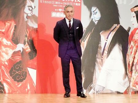 　「七月大歌舞伎」の取材会に出席した市川團十郎