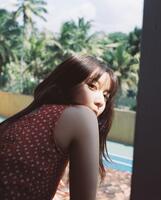 　上白石萌歌の写真集内カット©松岡一哲／講談社