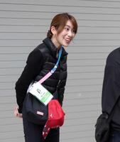 　中川安奈アナウンサー＝２月