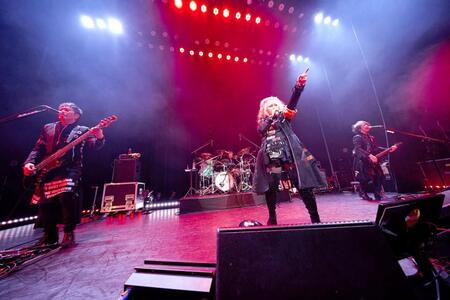 　ＰＥＲＳＯＮＺ