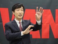 　取材会に参加した堺雅人（撮影・石井剣太郎）