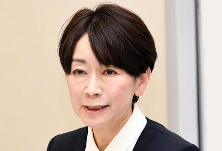 　山尾志桜里氏