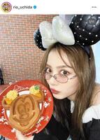 最初はキメキメだったのに…。内田理央のインスタグラム＠ｒｉｏ＿ｕｃｈｉｄａより