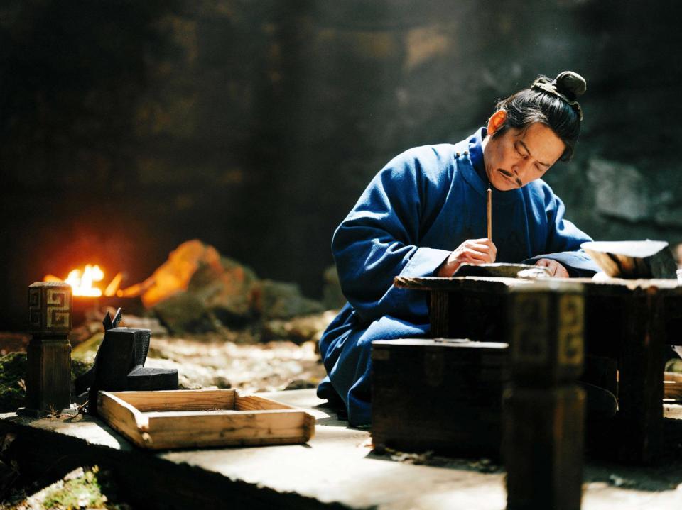 　主人公・宋江役を演じる織田裕二