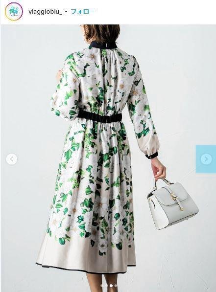 佳子さまが着用して話題となり、再販が決定した「Ｖｉａｇｇｉｏ　Ｂｌｕ」のワンピース（Ｖｉａｇｇｉｏ　Ｂｌｕの公式インスタグラム＠ｖｉａｇｇｉｏｂｌｕ＿より）