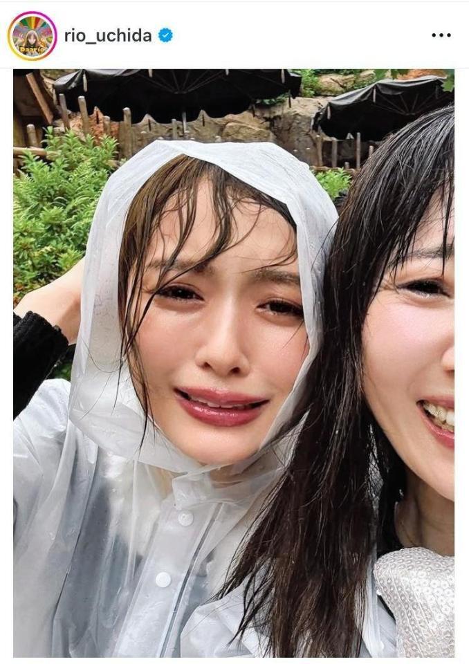 びしょ濡れ半泣きｗ内田理央のインスタグラム＠ｒｉｏ＿ｕｃｈｉｄａより