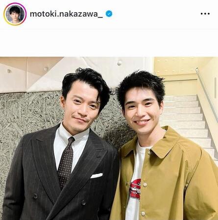 事務所社長の小栗旬と。２４年１１月の中沢元紀のインスタグラム＠ｍｏｔｏｋｉ．ｎａｋａｚａｗａ＿より