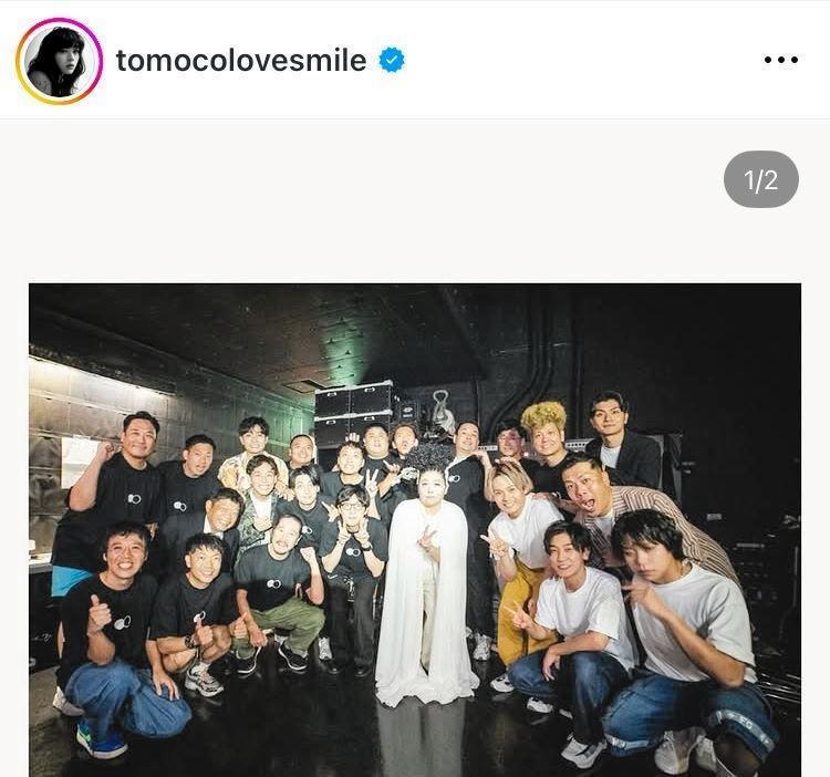 ＭＩＳＩＡにもらった衣装で黒白歌合戦！海原ともこのインスタグラム＠ｔｏｍｏｃｏｌｏｖｅｓｍｉｌｅ（２４年８月１６日付）より 