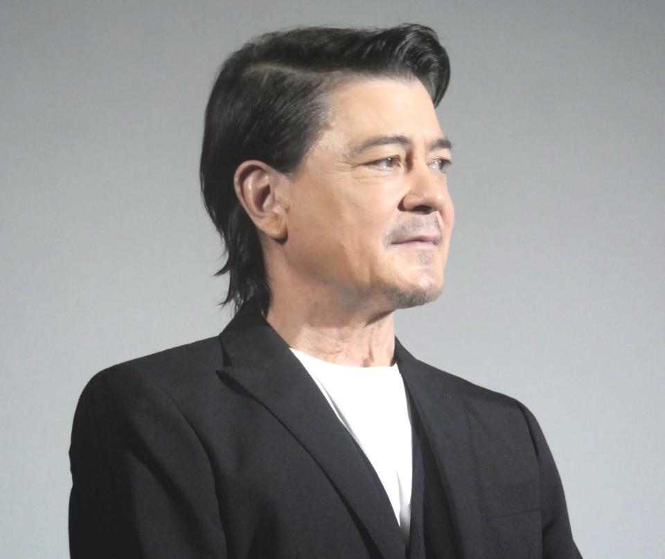 　イベントに出席した川平慈英