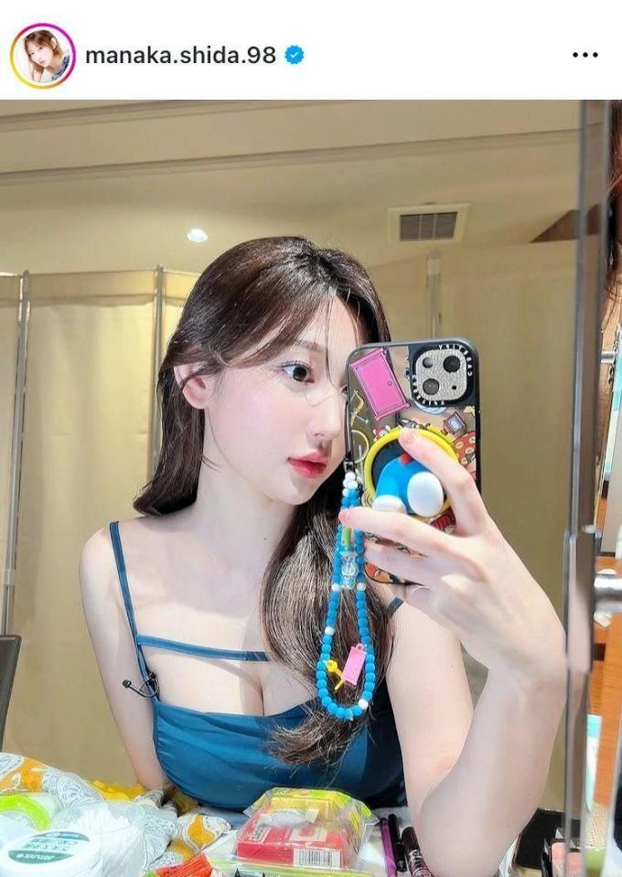 　スマホケースが面白いｗ志田愛佳のインスタグラム＠ｍａｎａｋａ．ｓｈｉｄａ．９８より