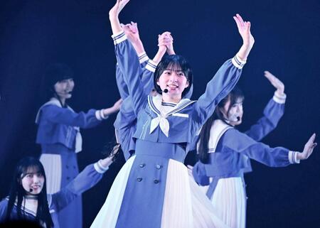 　躍動する僕が見たかった青空の（左から）山口結杏、伊藤ゆず、杉浦英恋、長谷川稀未