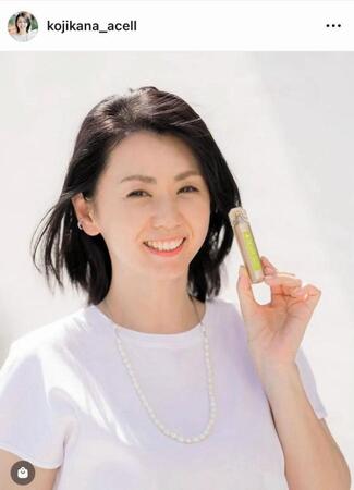 　小島可奈子のインスタグラム＠ｋｏｊｉｋａｎａ＿ａｃｅｌｌ（２４年１２月）より