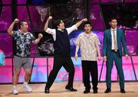 　勝利に喜ぶ（左から）金の国・渡部おにぎり、桃沢健輔と敗れた豆鉄砲・東健太郎、ホセ（撮影・佐々木彰尚）