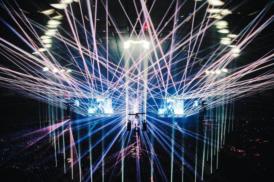 　約５年半ぶり３度目のＵＶＥＲｗｏｒｌｄ東京ドーム公演（撮影・三浦大輝）