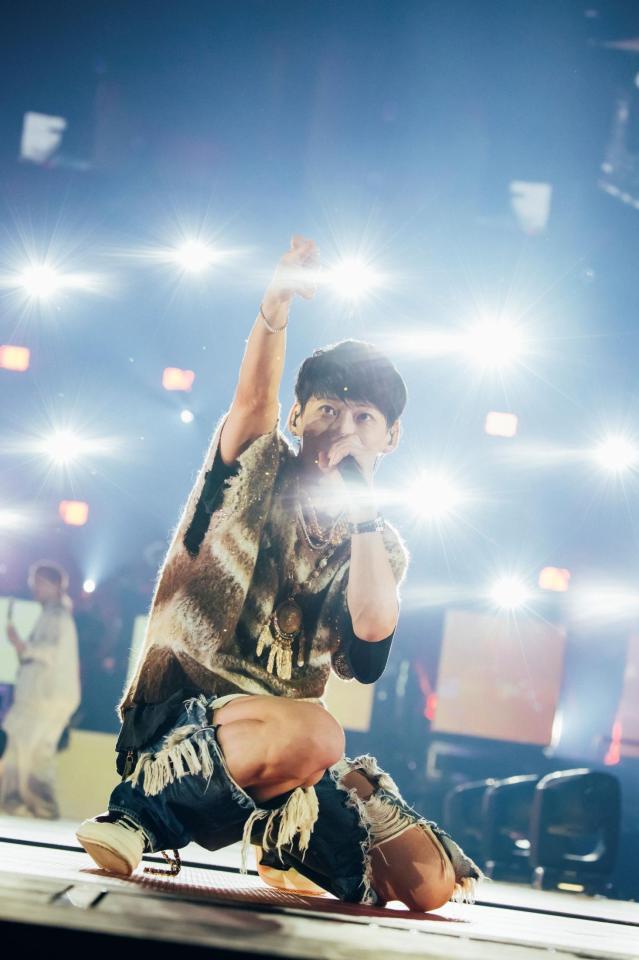 　ＵＶＥＲｗｏｒｌｄのＴＡＫＵＹＡ∞（撮影・横山マサト）