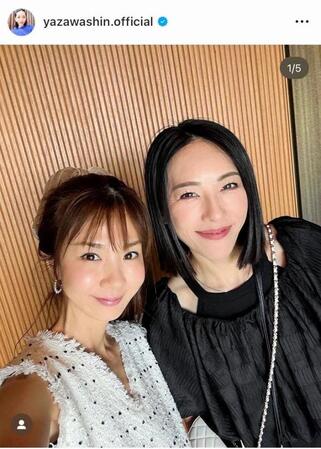 　ほしのあき（左）と。矢沢心のインスタグラム＠ｙａｚａｗａｓｈｉｎ．ｏｆｆｉｃｉａｌより 