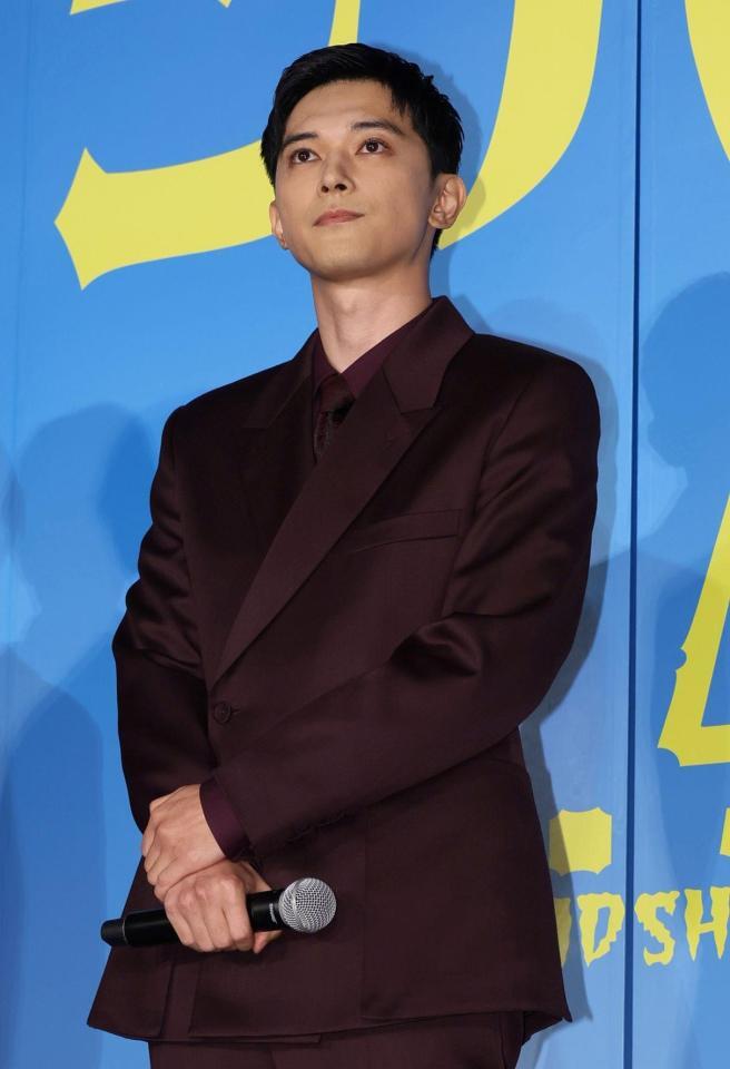 　完成披露試写会に参加した吉沢亮（撮影・石井剣太郎）