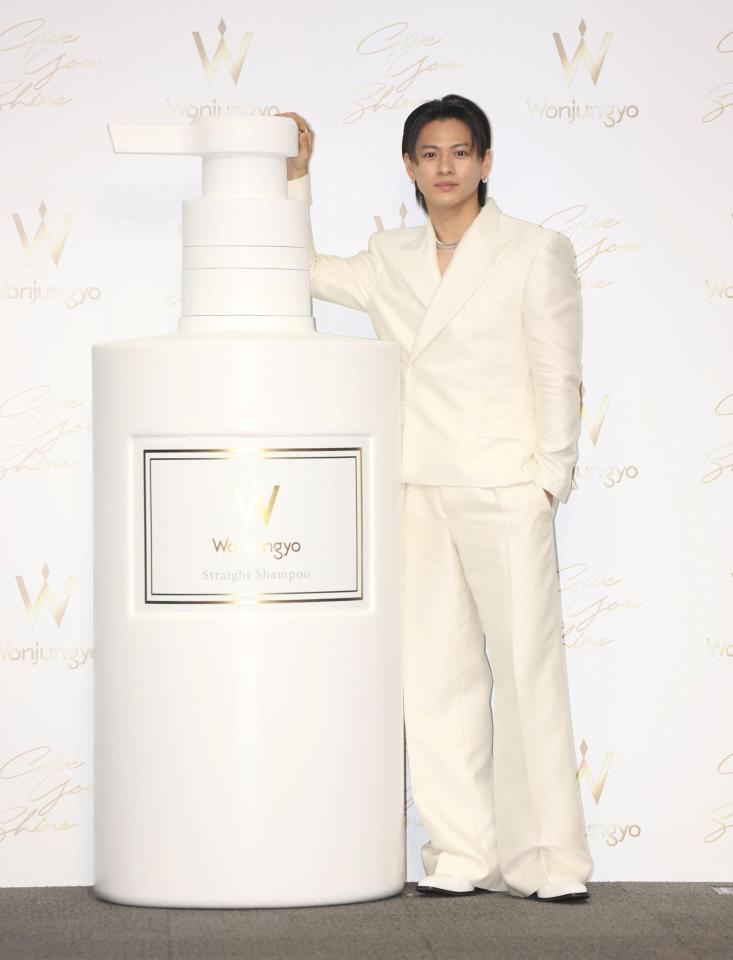 　ＣＭ発表会に出席したＮｕｍｂｅｒ＿ｉ・平野紫耀