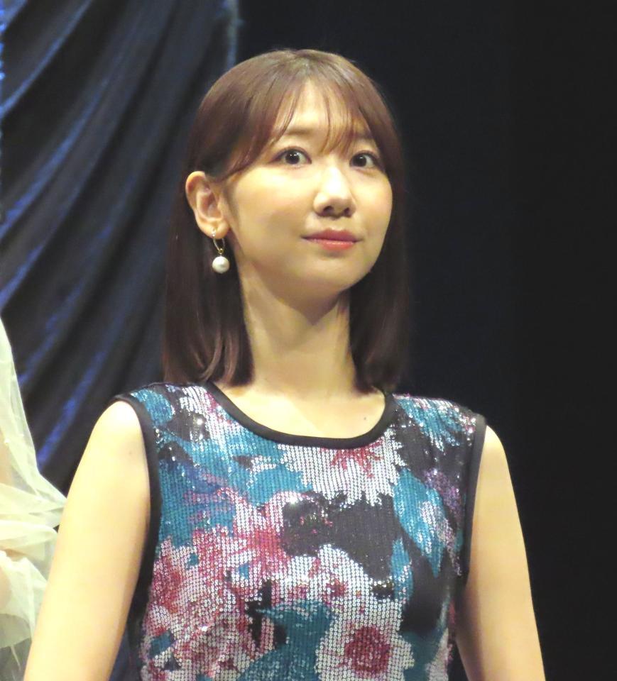 　ワタナベエンターテインメント２５ｔｈコンサートに出演する柏木由紀