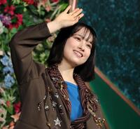 　グリーンカーペットイベントに登場したＴＯＭＯＯ（撮影・棚橋慶太）