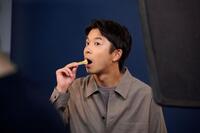 　「堅あげポテト」の新ＣＭに出演する仲野太賀