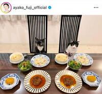 　ホテルのフルコースのような手作りご飯。藤あや子のインスタグラム＠ａｙａｋｏ＿ｆｕｊｉ＿ｏｆｆｉｃｉａｌ（２２年３月６日）より
