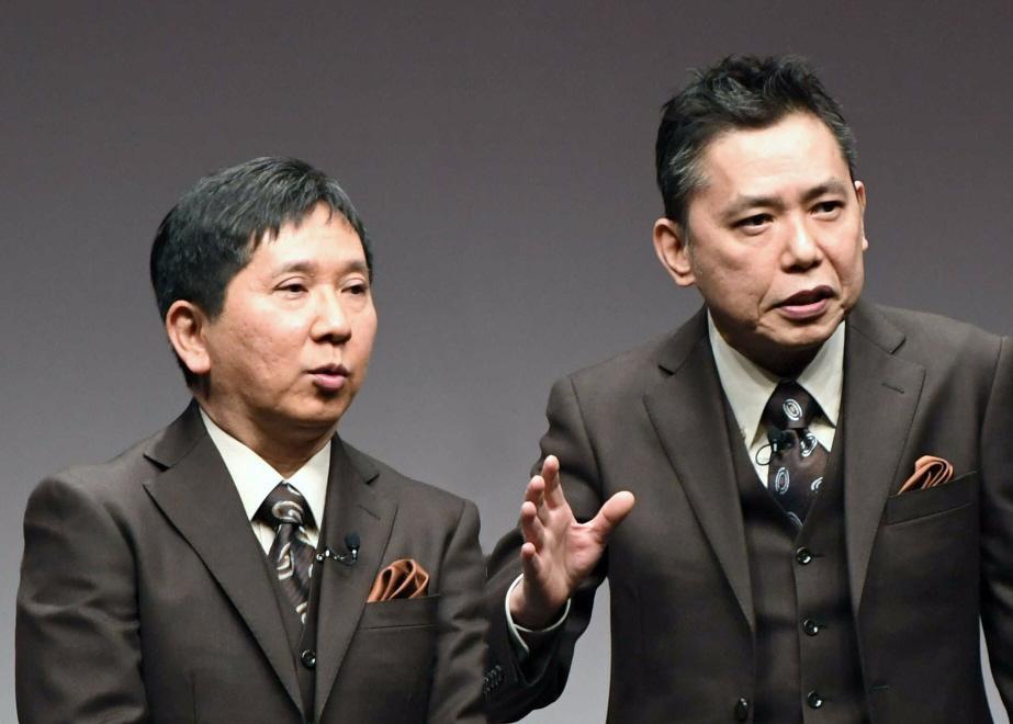 　爆笑問題・田中裕二（左）と太田光