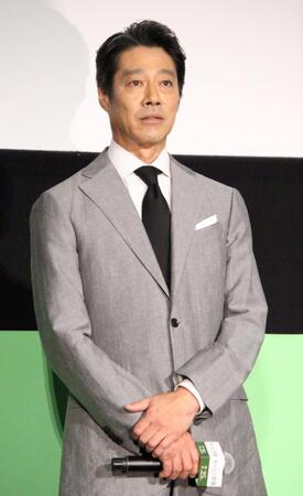 　上映会に登壇した堤真一