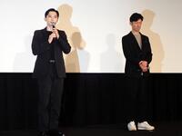 　「国宝」の大ヒット御礼舞台あいさつを行った（左から）吉沢亮、李相日監督