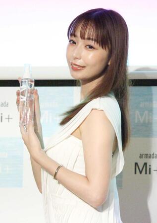 　発表会に登壇した宇垣美里