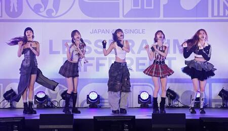 　新曲を披露したＬＥ　ＳＳＥＲＡＦＩＭ（撮影・石井剣太郎）