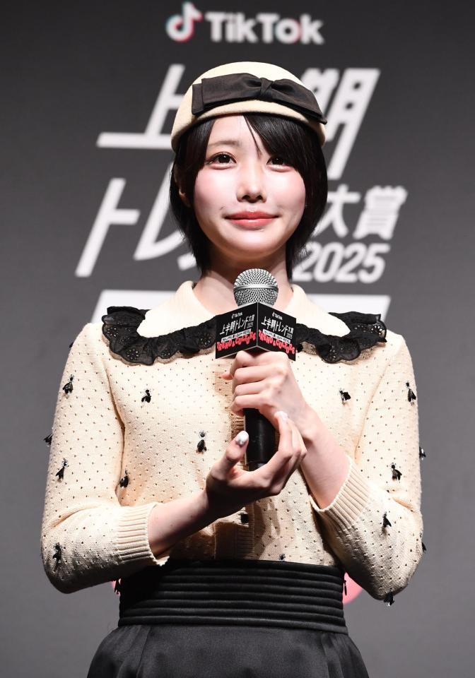 　プレゼンターを務めたあのちゃん（撮影・園田高夫）