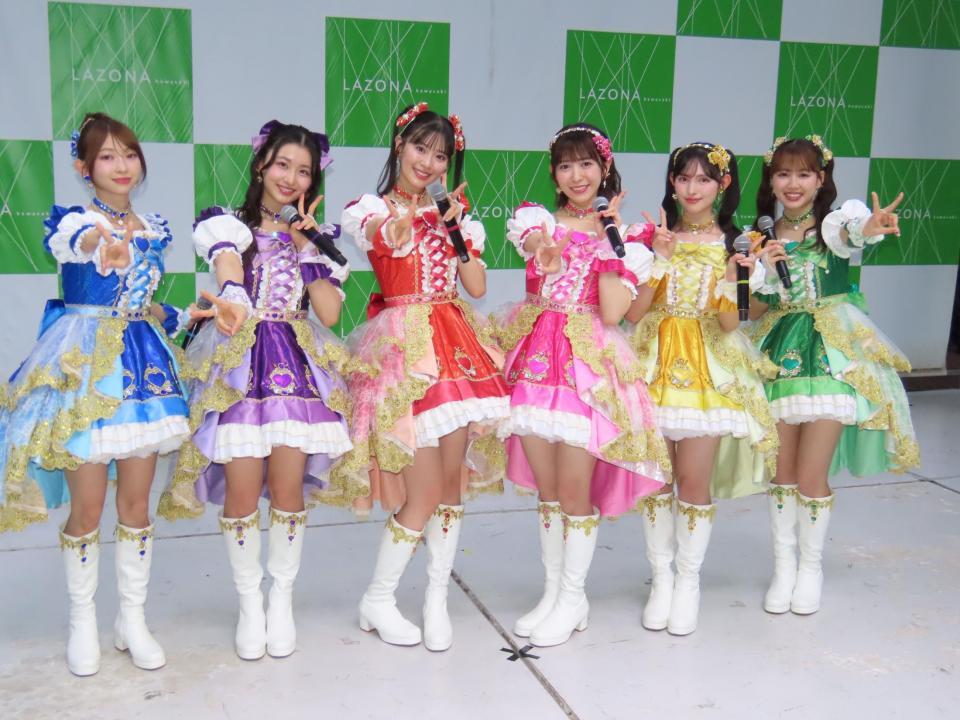 　イベントを行った超ときめき♡宣伝部の（左から）辻野かなみ、杏ジュリア、坂井仁香、小泉遥香、菅田愛貴、吉川ひより