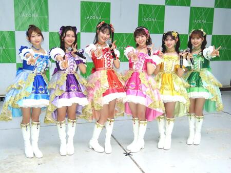 　イベントを行った超ときめき♡宣伝部の（左から）辻野かなみ、杏ジュリア、坂井仁香、小泉遥香、菅田愛貴、吉川ひより