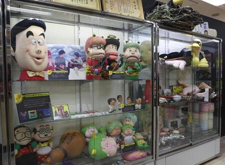 　展示されたゆかりの品々（撮影・佐々木彰尚）