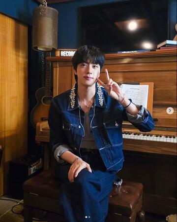 　ＢＴＳ・ジンの公式インスタグラム＠ ｊｉｎより