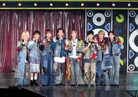 　初ライブでファンに今後の活躍を誓ったＢ＆ＺＡＩ。（左から）今野大輝、稲葉通陽、本高克樹、鈴木悠仁、橋本涼、菅田琳寧、矢花黎、川﨑星輝（撮影・伊藤笙子）