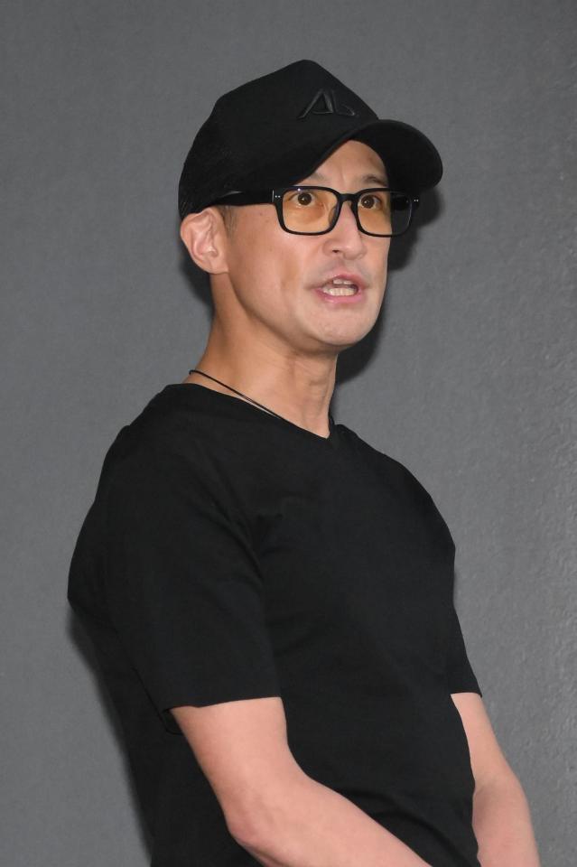 　取材に応じる松岡昌宏（撮影・堀内翔）